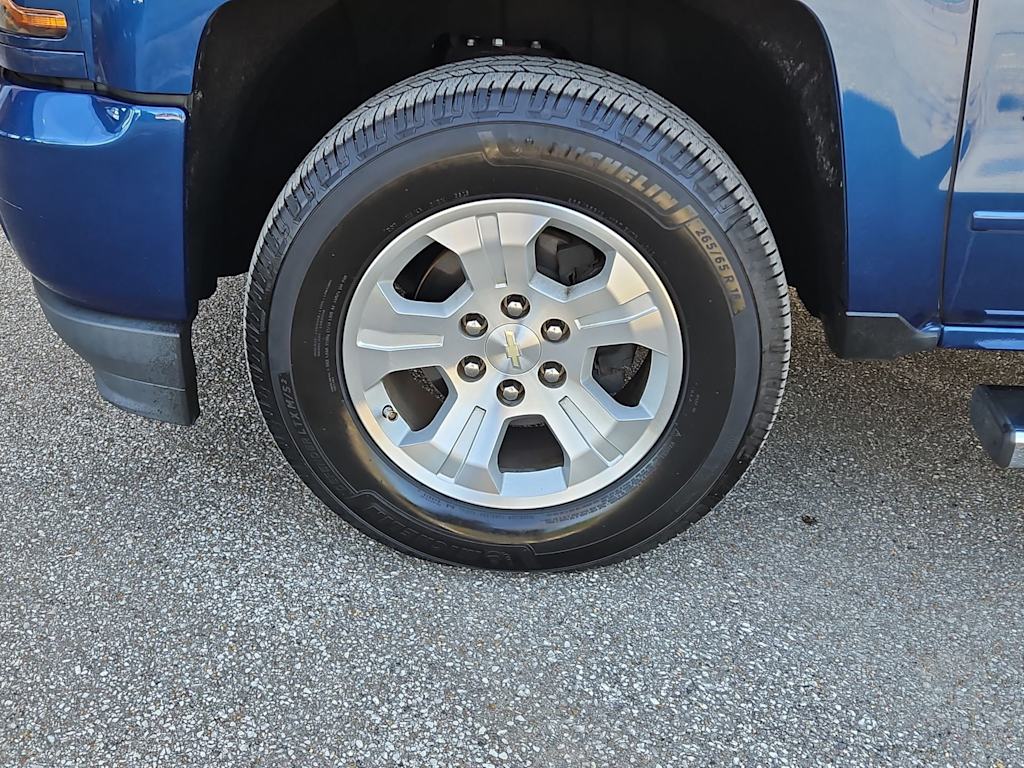 Thumbnail: 2018 Chevrolet Silverado 1500 - 8