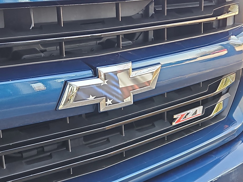 Thumbnail: 2018 Chevrolet Silverado 1500 - 7