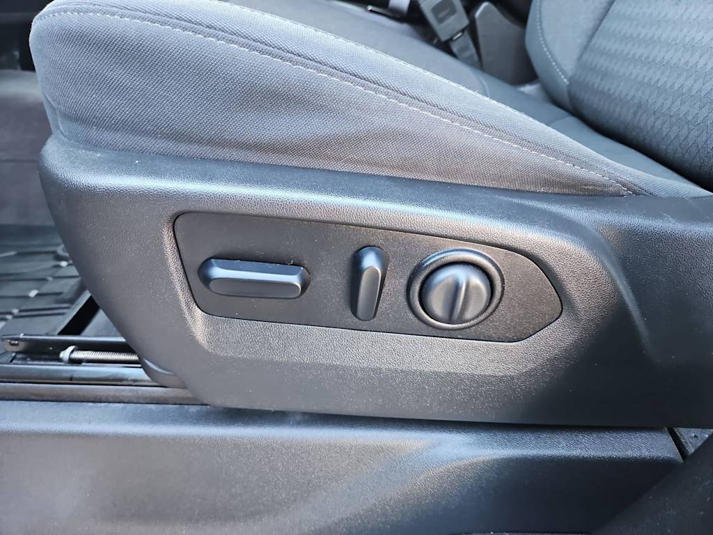 Thumbnail: 2020 Chevrolet Silverado 1500 - 25