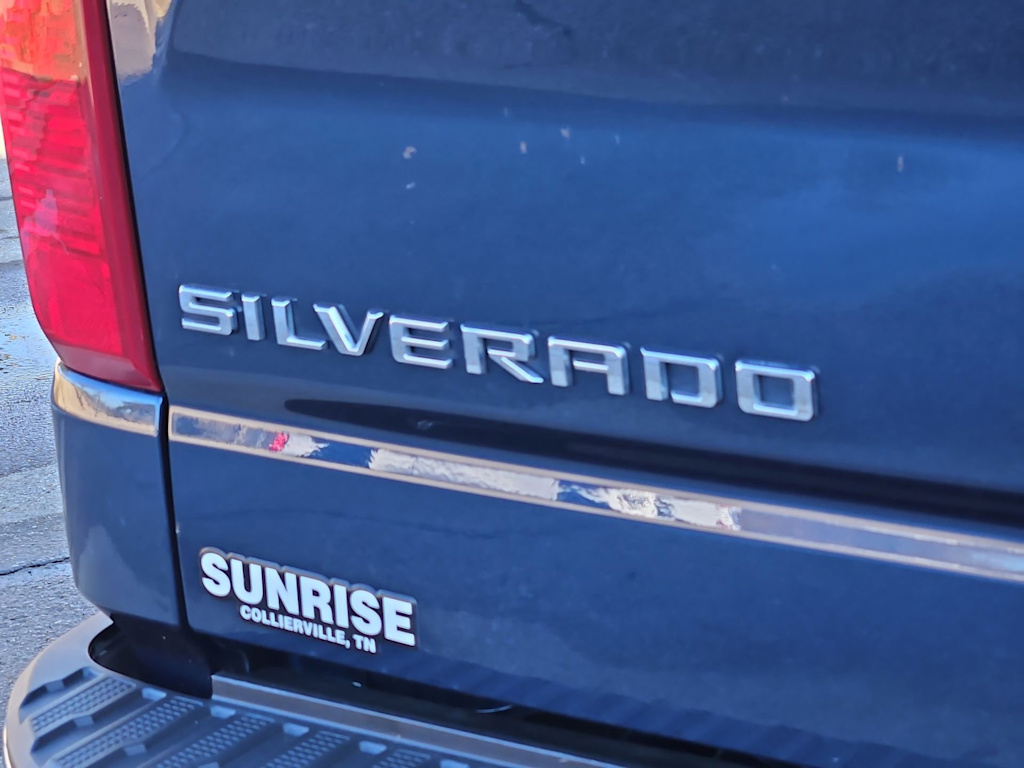 Thumbnail: 2020 Chevrolet Silverado 1500 - 24