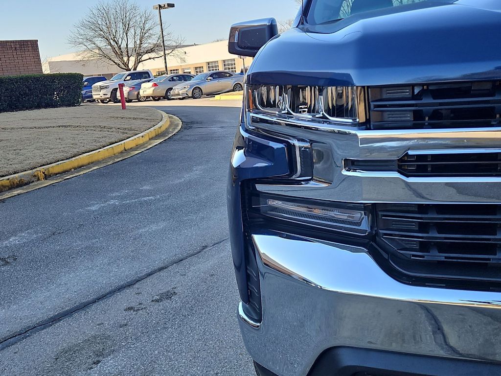 Thumbnail: 2020 Chevrolet Silverado 1500 - 23