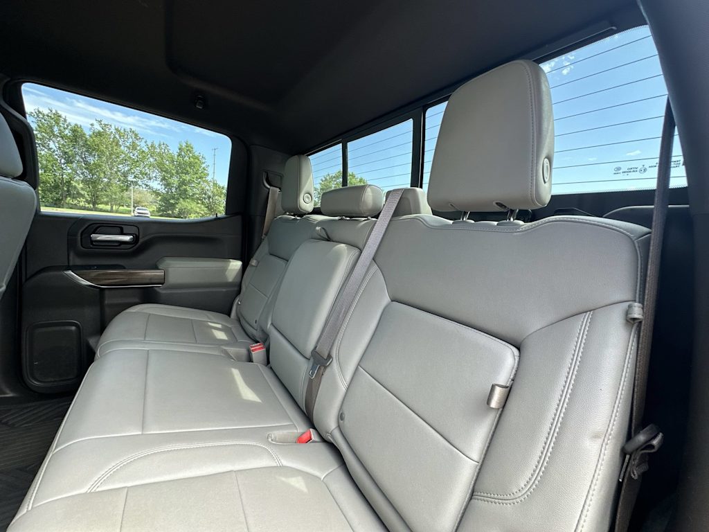 Thumbnail: 2021 Chevrolet Silverado 1500 - 30