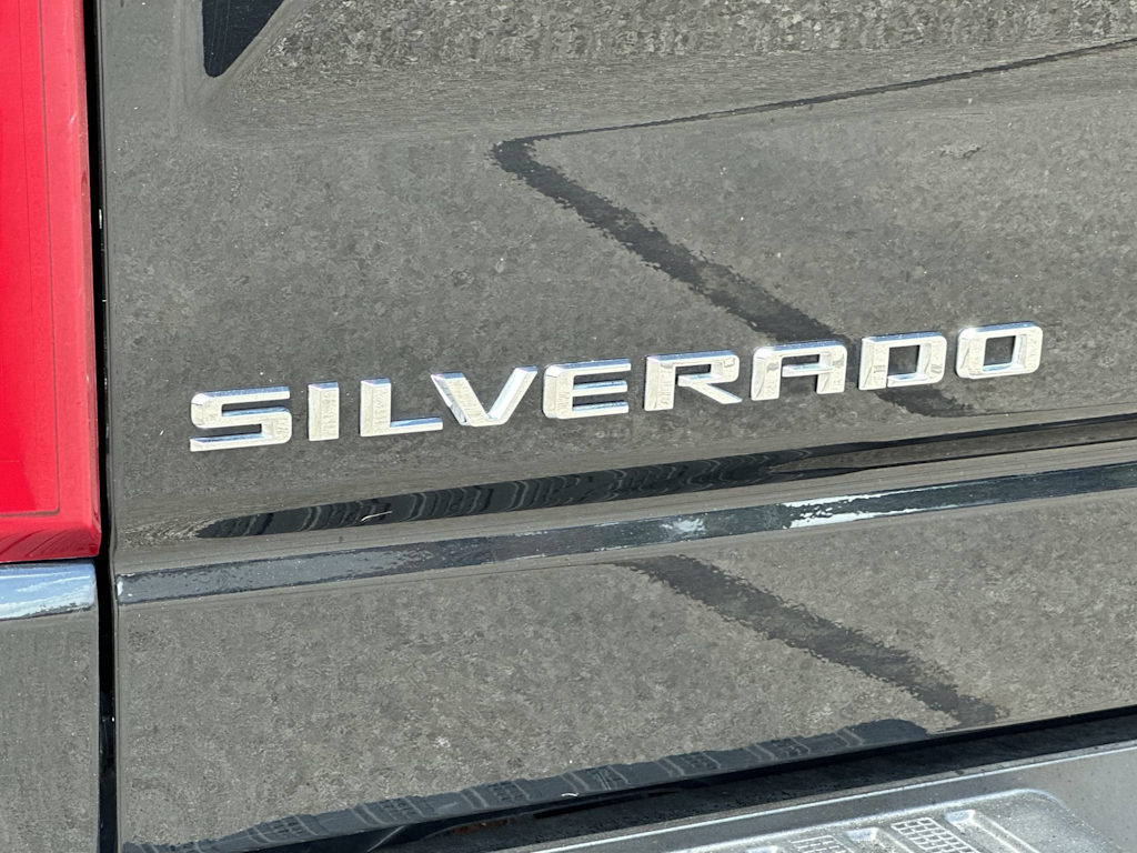 Thumbnail: 2021 Chevrolet Silverado 1500 - 26