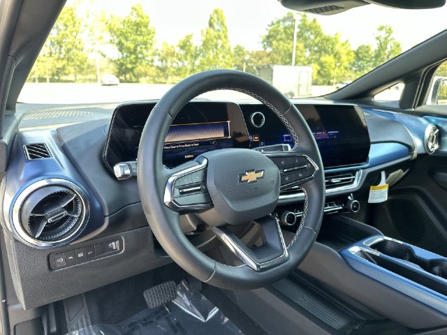 Thumbnail: 2026 Chevrolet Equinox - 2