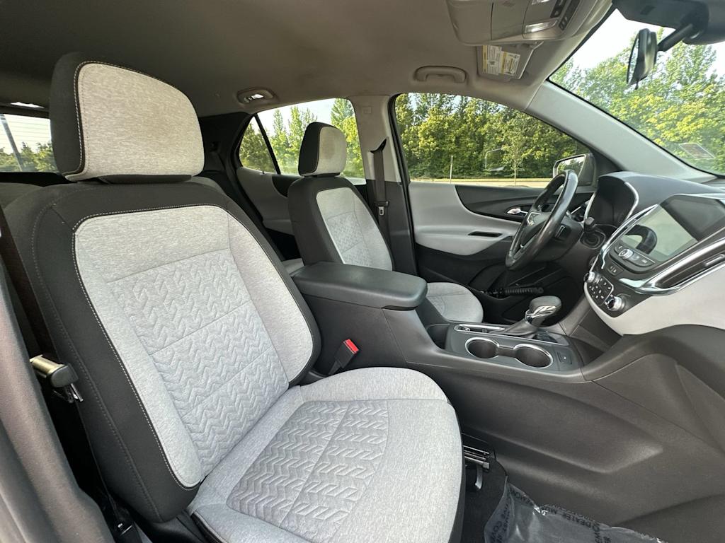 Thumbnail: 2022 Chevrolet Equinox - 12