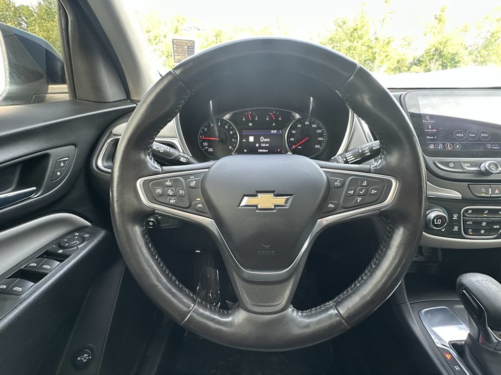 Thumbnail: 2022 Chevrolet Equinox - 10