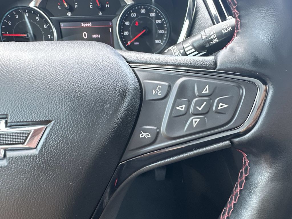 Thumbnail: 2023 Chevrolet Equinox - 32