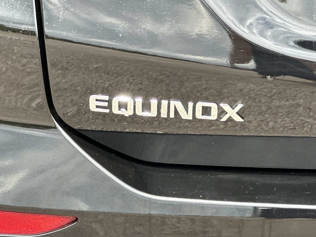 Thumbnail: 2023 Chevrolet Equinox - 25