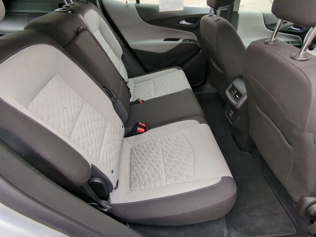 Thumbnail: 2020 Chevrolet Equinox - 31