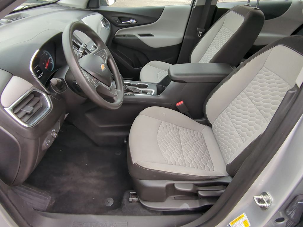 Thumbnail: 2020 Chevrolet Equinox - 10