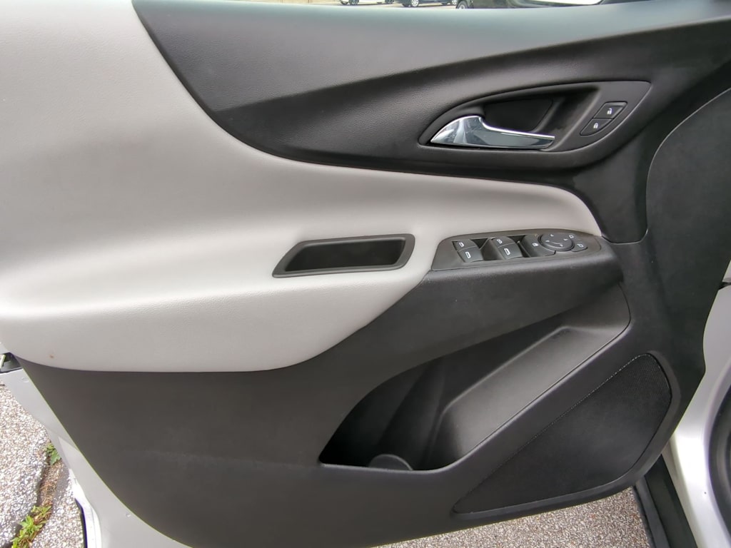 Thumbnail: 2020 Chevrolet Equinox - 29