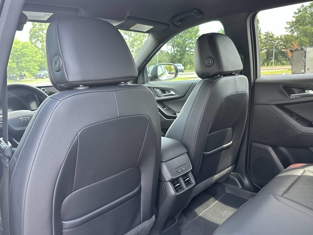 Thumbnail: 2025 Chevrolet Equinox - 12