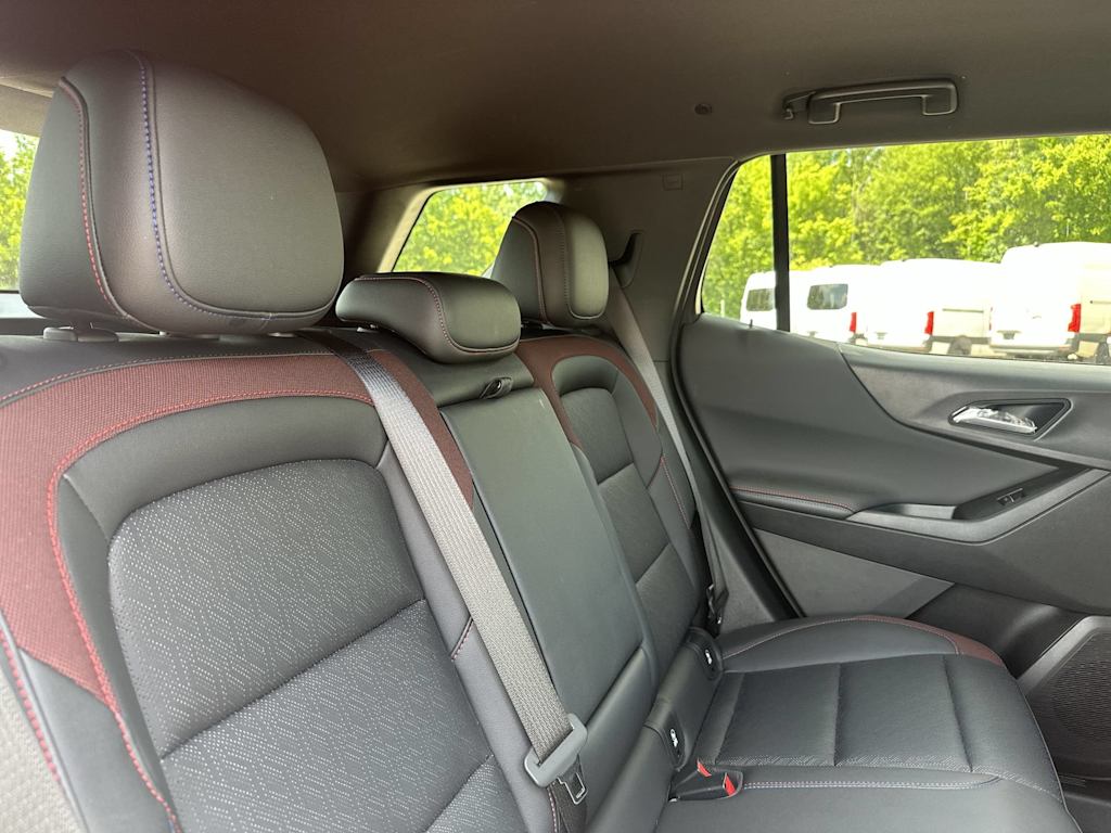 Thumbnail: 2025 Chevrolet Equinox - 27
