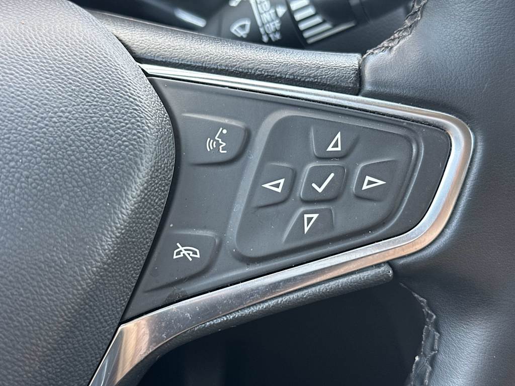 Thumbnail: 2024 Chevrolet Equinox - 33