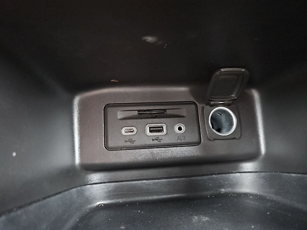 Thumbnail: 2023 Chevrolet Equinox - 34