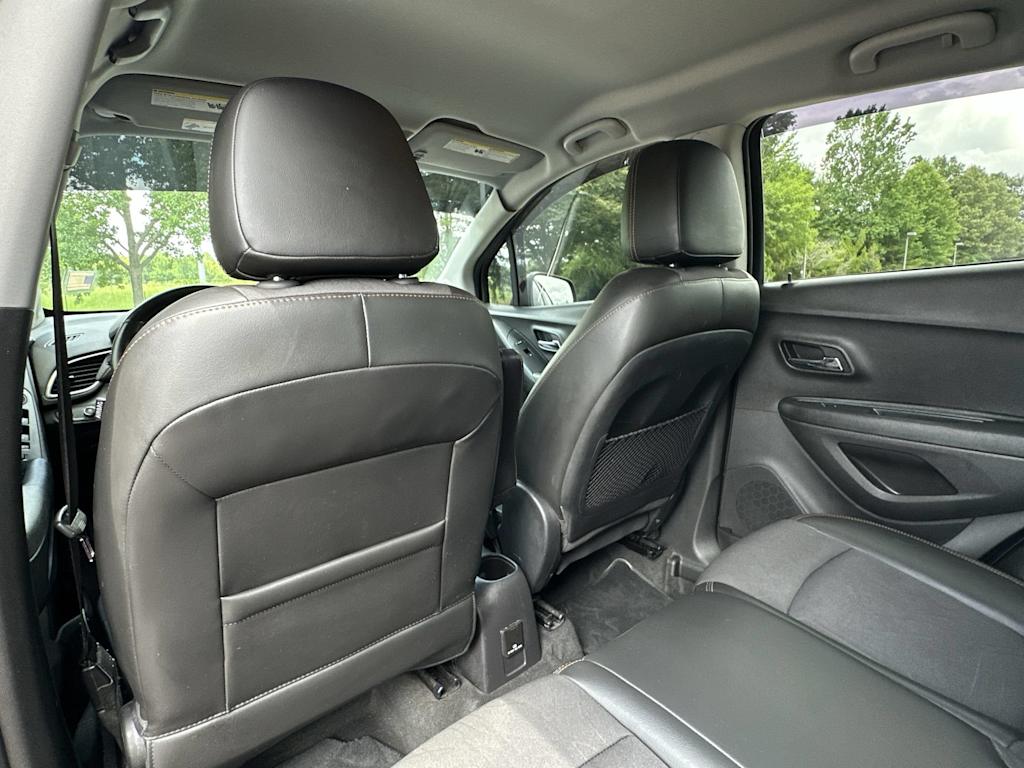 Thumbnail: 2017 Chevrolet Trax - 35