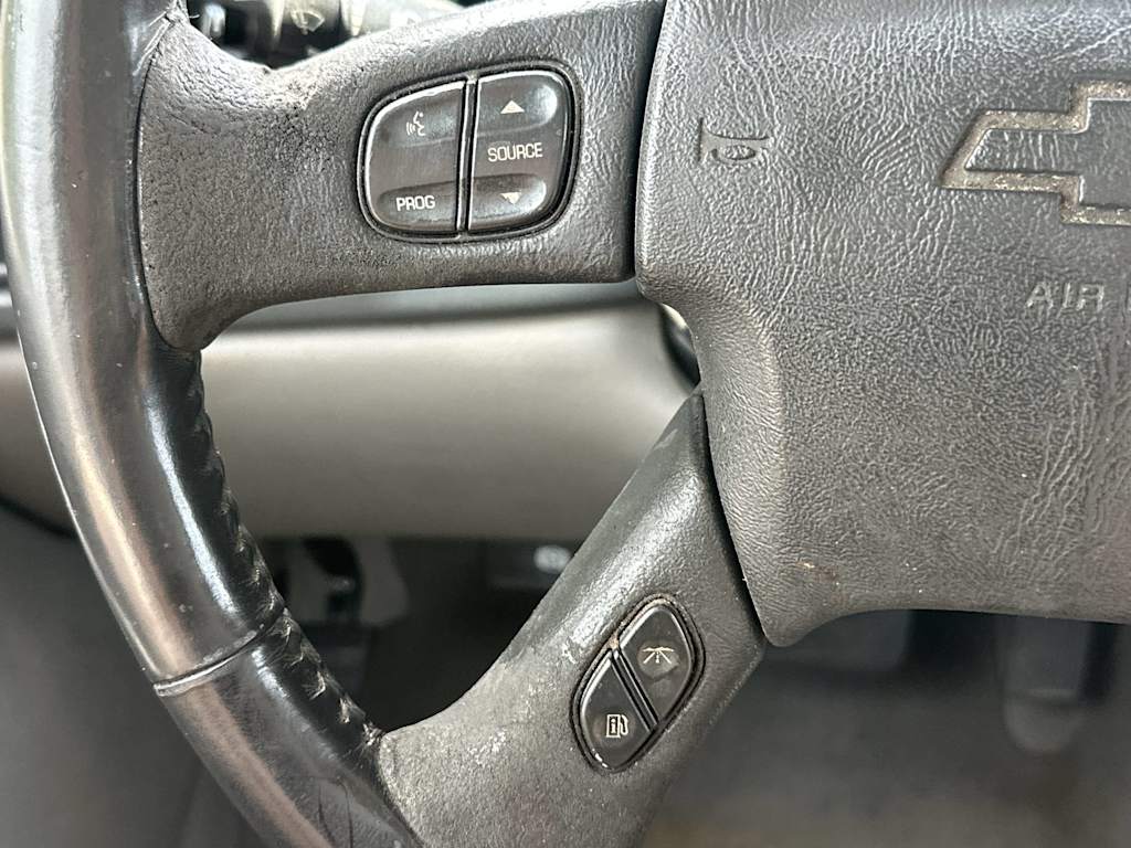 Thumbnail: 2006 Chevrolet Avalanche 1500 - 32