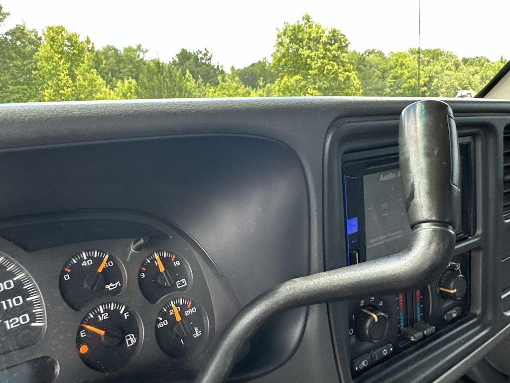 Thumbnail: 2006 Chevrolet Avalanche 1500 - 15