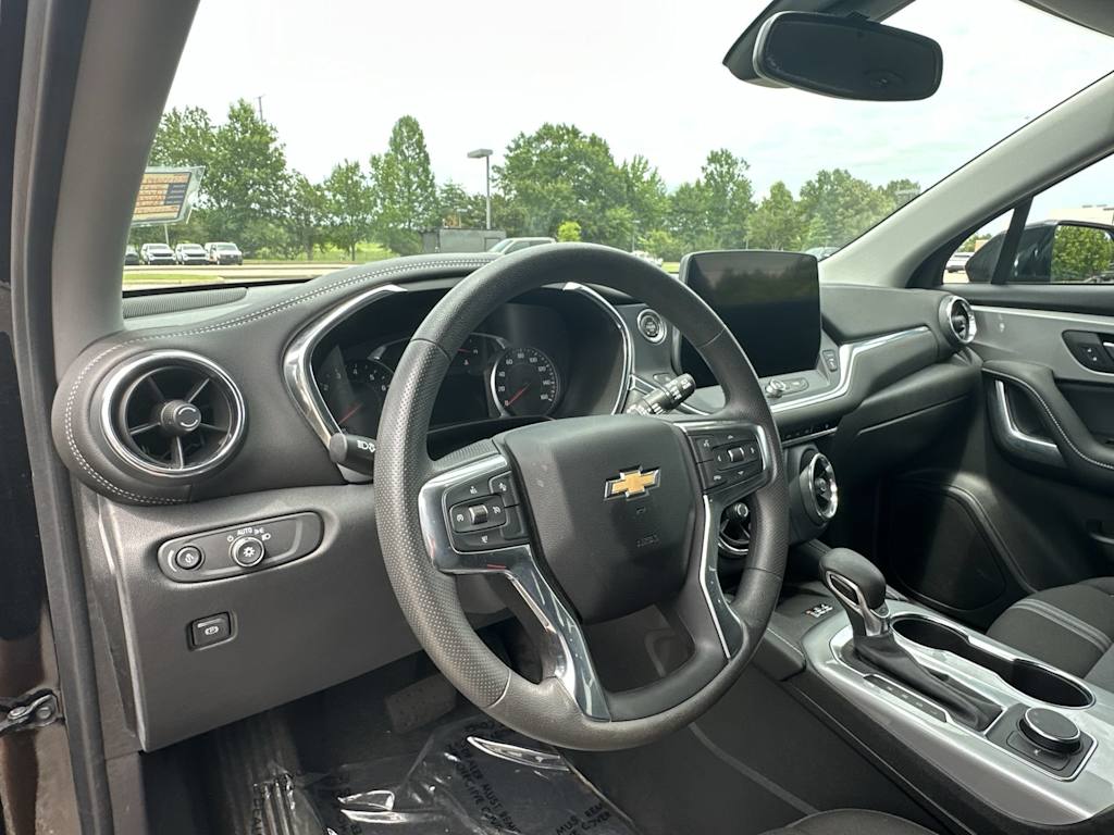 Thumbnail: 2024 Chevrolet Blazer - 2