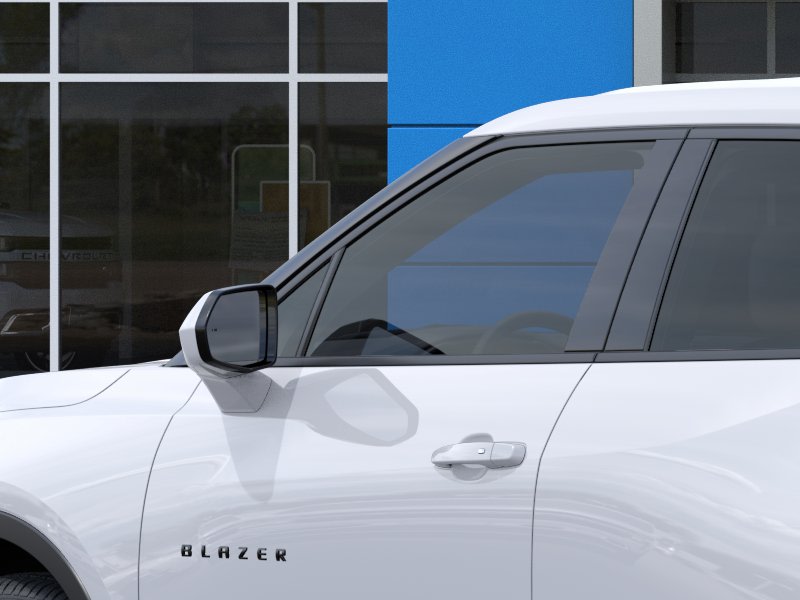 Thumbnail: 2026 Chevrolet Blazer - 21