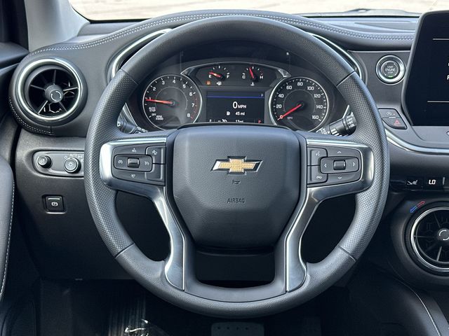 Thumbnail: 2026 Chevrolet Blazer - 10