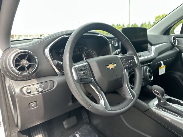 Thumbnail: 2026 Chevrolet Blazer - 2