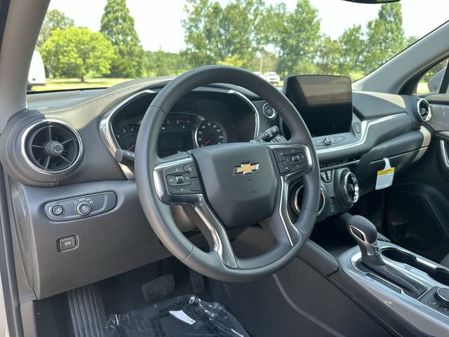 Thumbnail: 2026 Chevrolet Blazer - 2