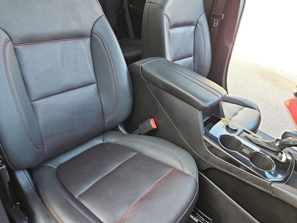 Thumbnail: 2022 Chevrolet Blazer - 11