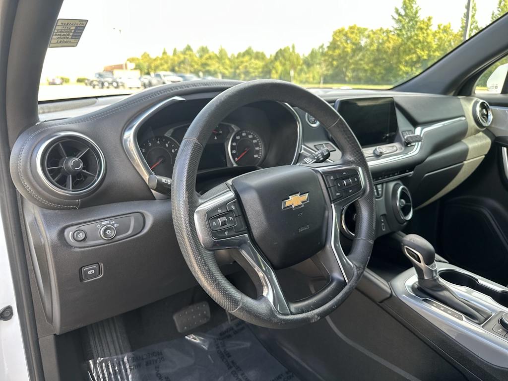 Thumbnail: 2022 Chevrolet Blazer - 2