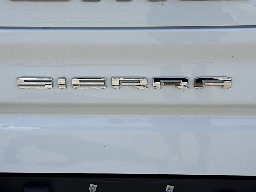Thumbnail: 2023 GMC Sierra 1500 - 24