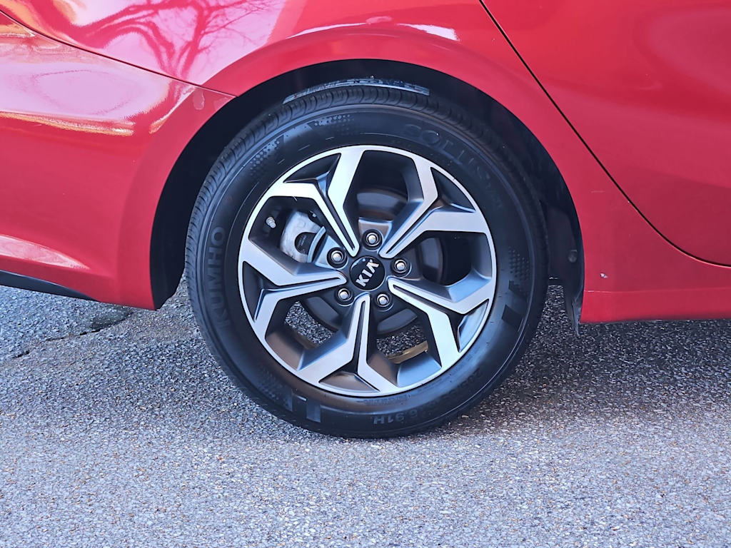 Thumbnail: 2021 Kia Forte - 6