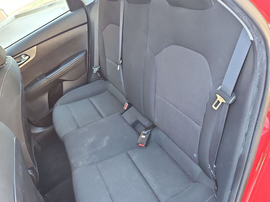 Thumbnail: 2021 Kia Forte - 26