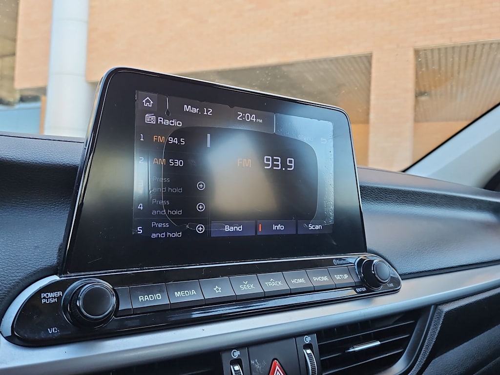 Thumbnail: 2021 Kia Forte - 33