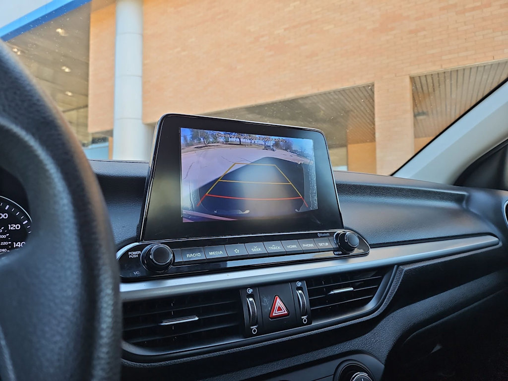 Thumbnail: 2021 Kia Forte - 32