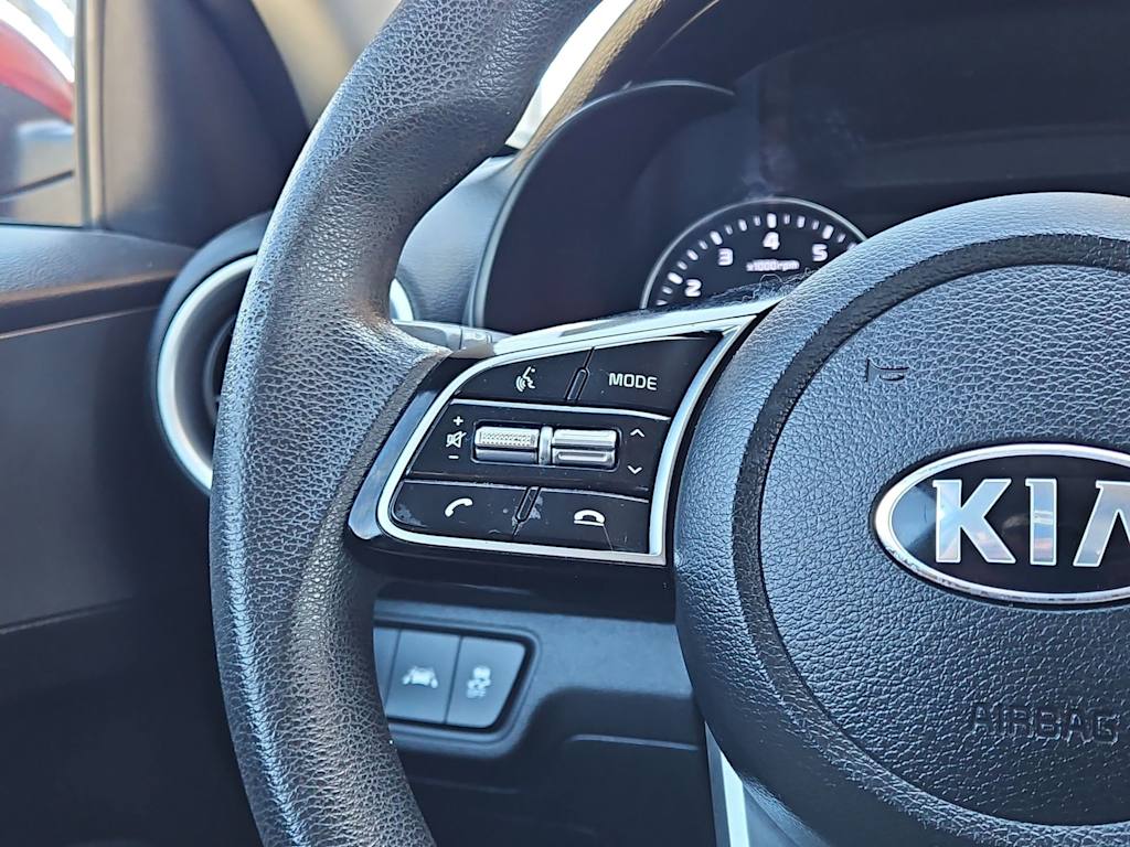 Thumbnail: 2021 Kia Forte - 28