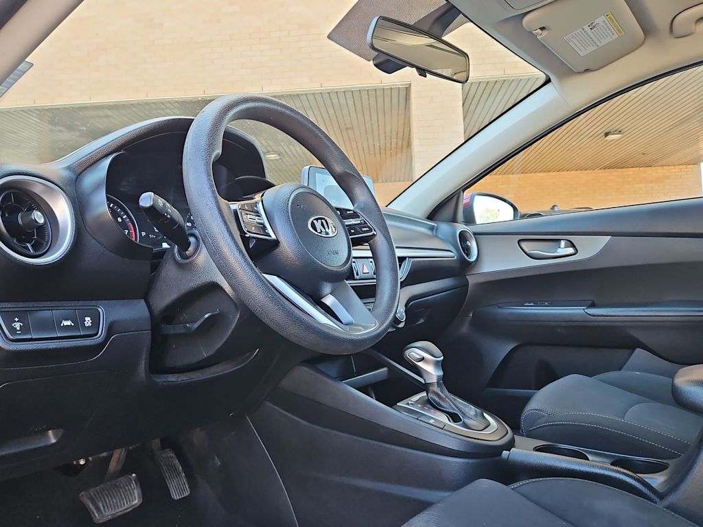 Thumbnail: 2021 Kia Forte - 2