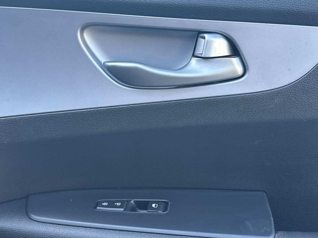 Thumbnail: 2024 Kia Forte - 39