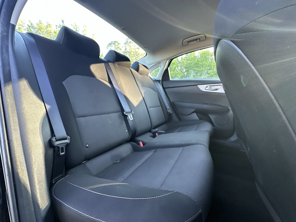 Thumbnail: 2024 Kia Forte - 36