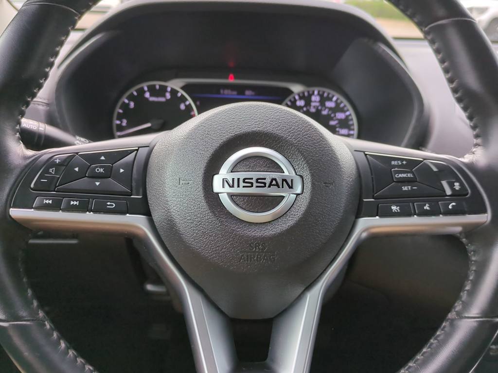 2020 Nissan Sentra SV 27