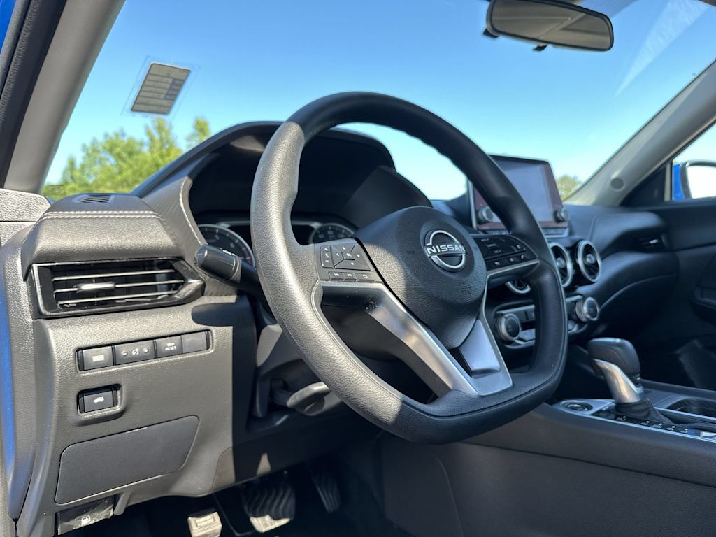 Thumbnail: 2025 Nissan Sentra - 2