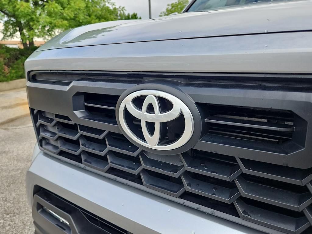 Thumbnail: 2024 Toyota Tacoma - 7