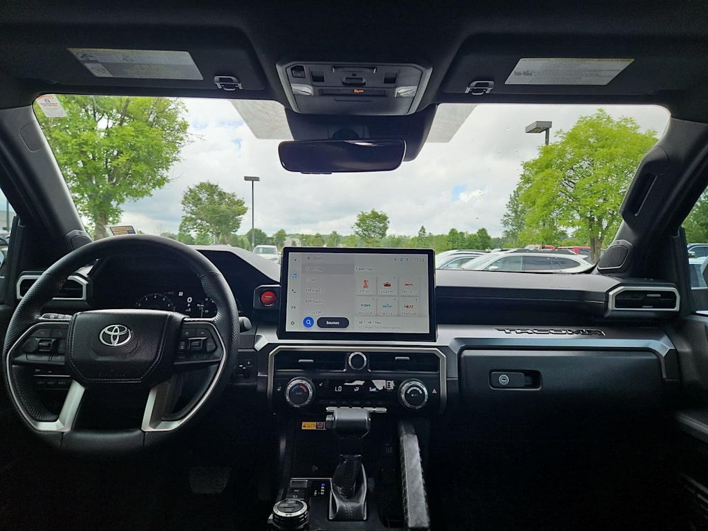 Thumbnail: 2024 Toyota Tacoma - 10