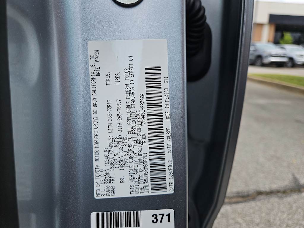 Thumbnail: 2024 Toyota Tacoma - 19