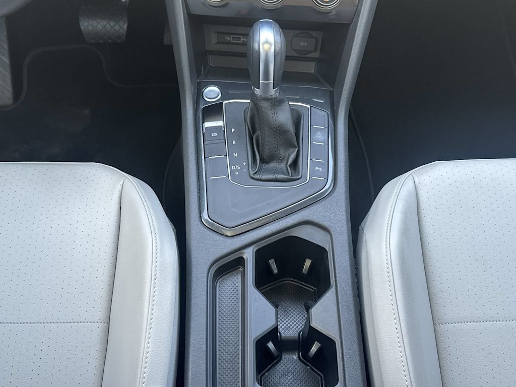 Thumbnail: 2019 Volkswagen Tiguan - 15
