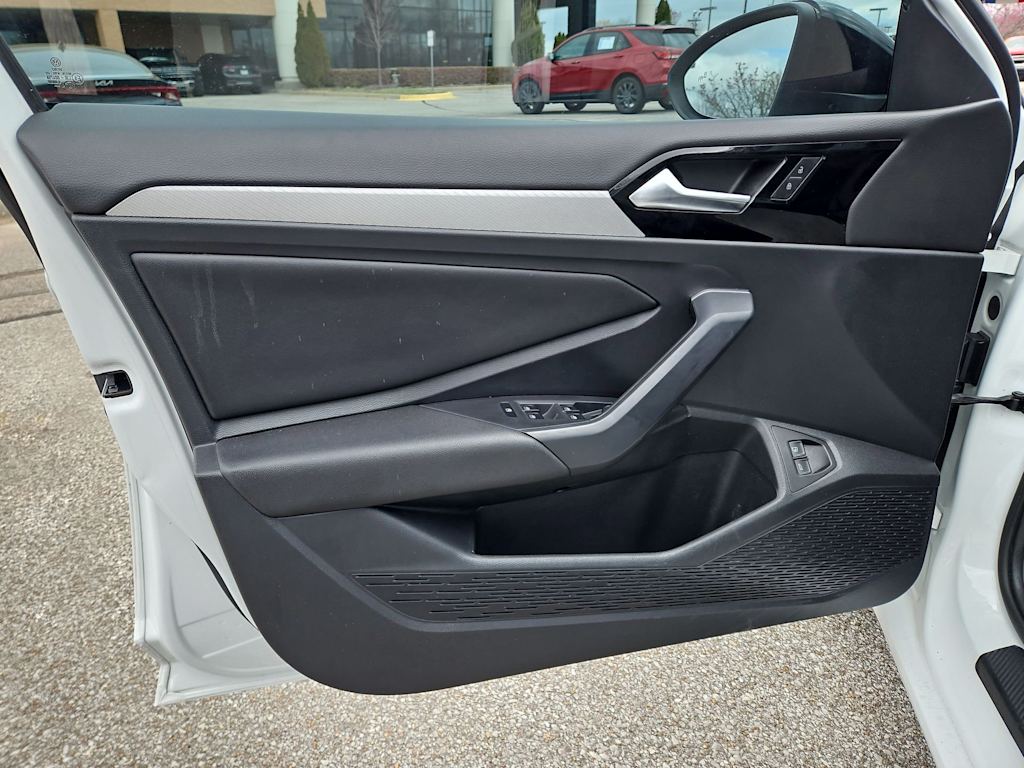 Thumbnail: 2020 Volkswagen Jetta - 29