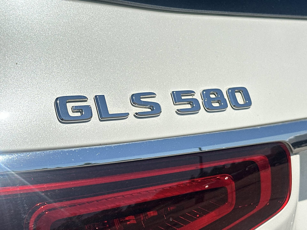 Thumbnail: 2020 Mercedes-Benz GLS - 24