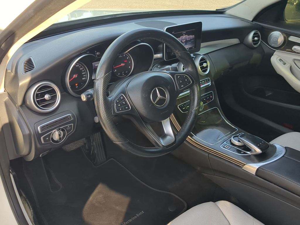 Thumbnail: 2015 Mercedes-Benz C-Class - 2