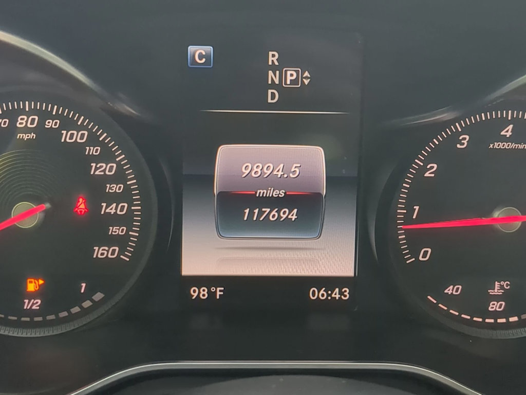 Thumbnail: 2015 Mercedes-Benz C-Class - 14