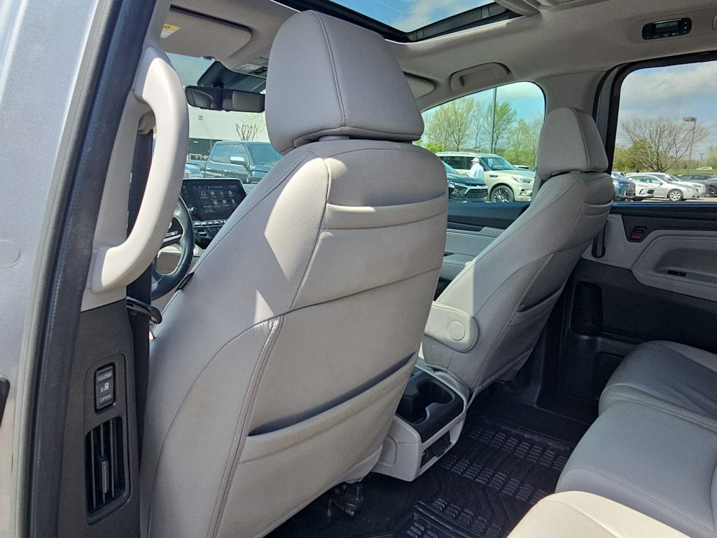 Thumbnail: 2019 Honda Odyssey - 13