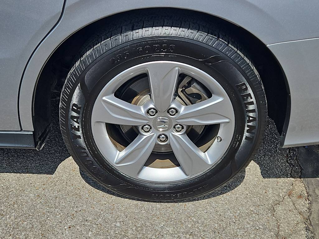 Thumbnail: 2019 Honda Odyssey - 8